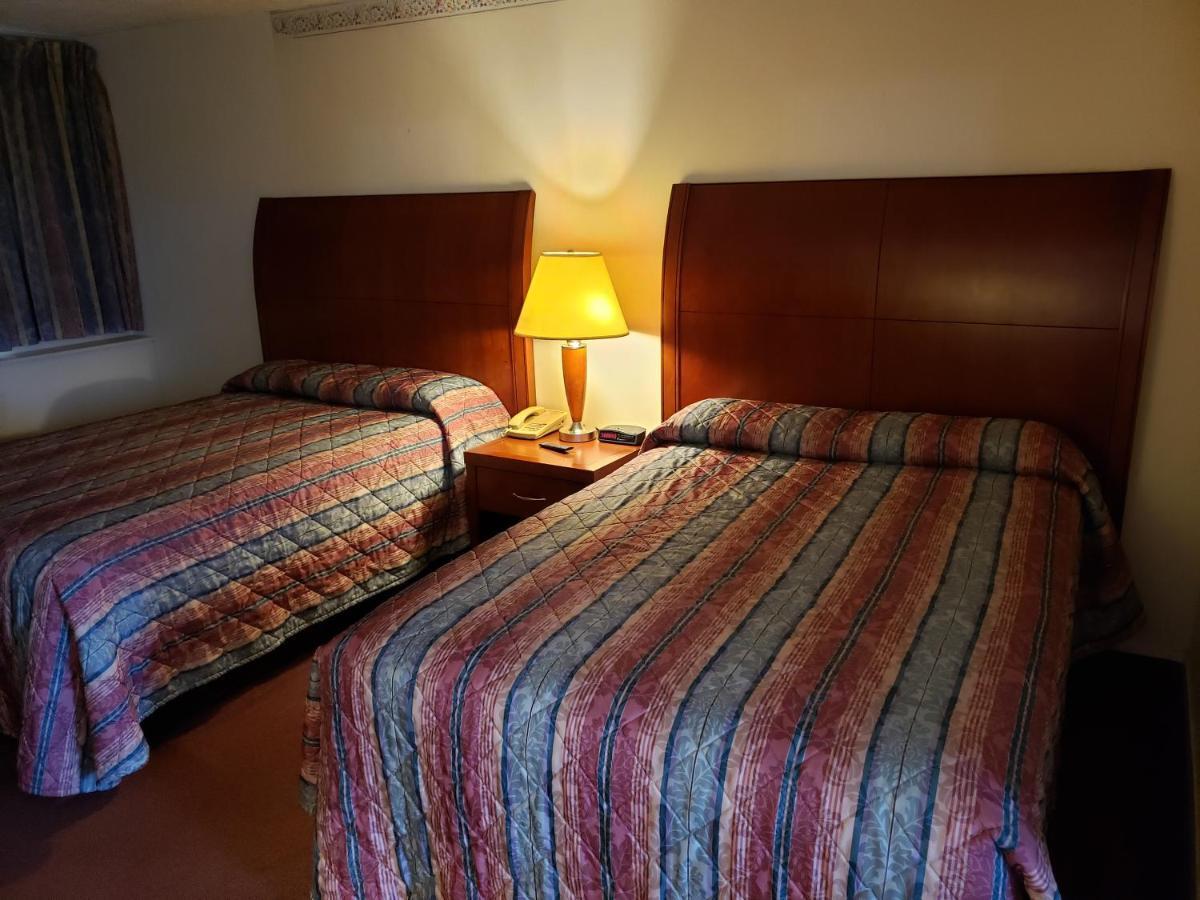 Huntingdon Motor Inn Exterior foto